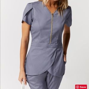 NWOT Jaanuu scrub set